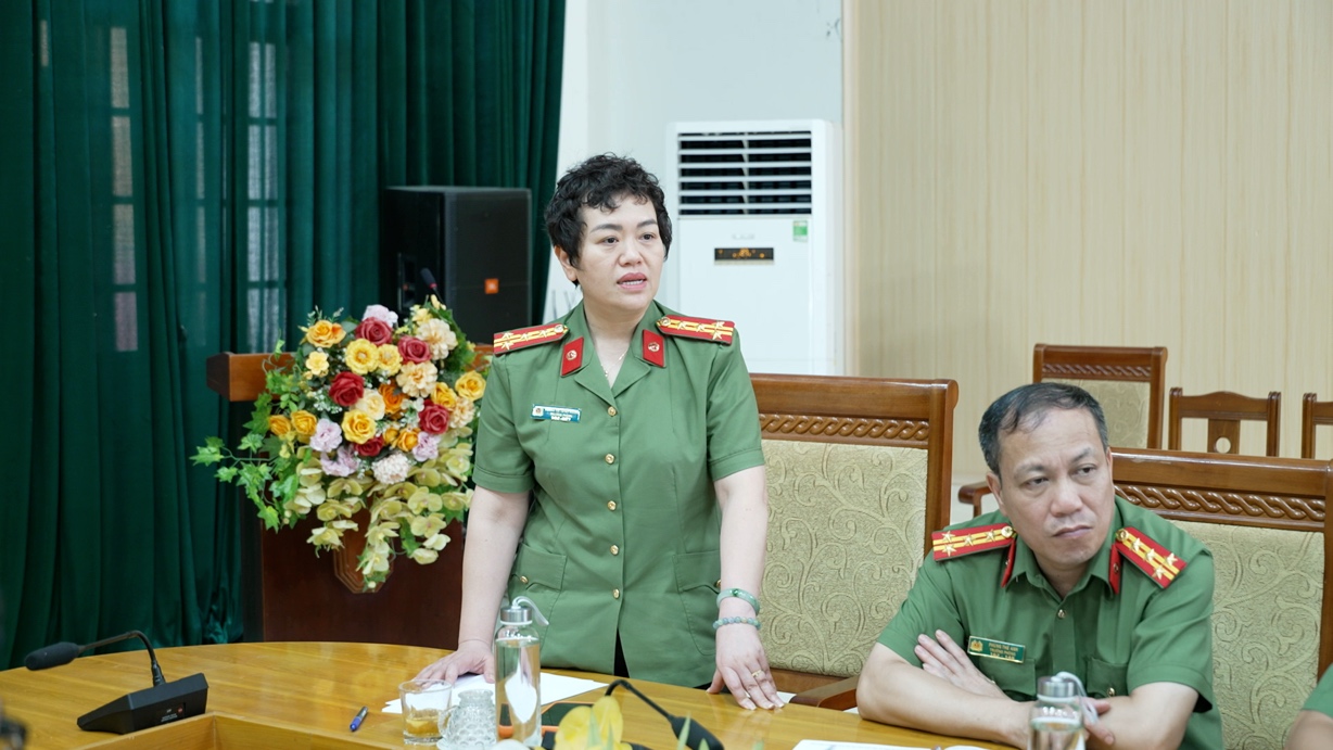 649.jpg