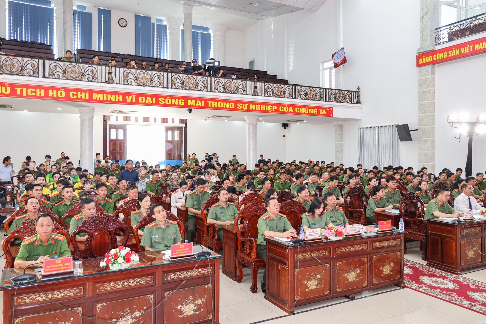 HINH 1.JPG