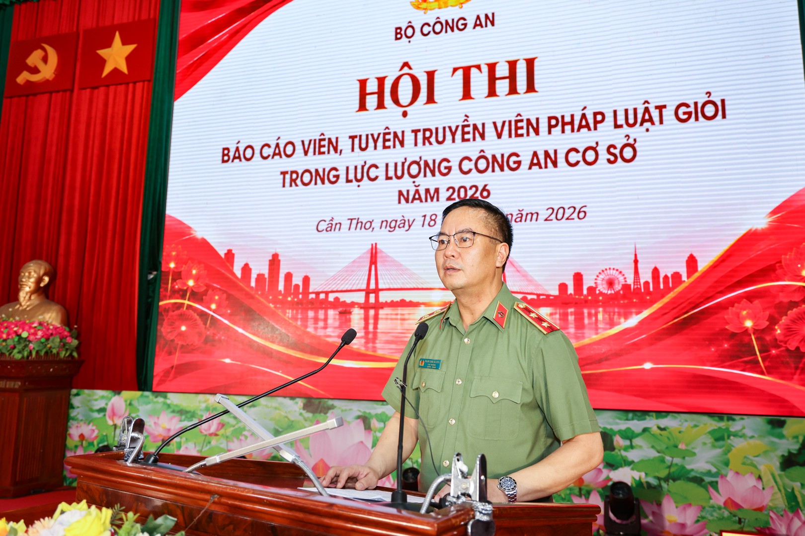 HINH 4.JPG