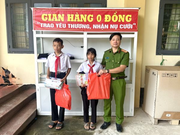 sơn thủy.jpeg