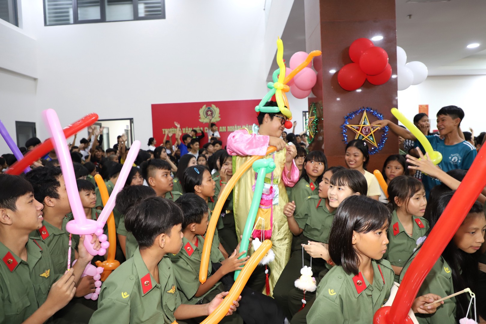 23-9-26-Trung thu Truong CA 3(8).JPG