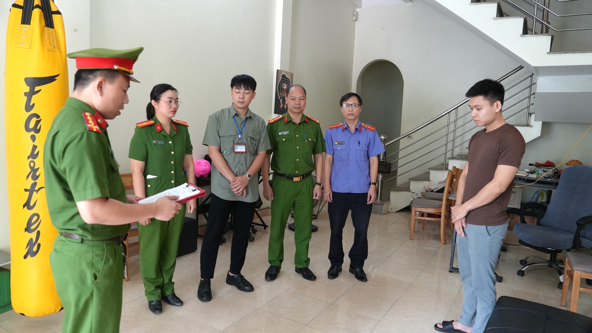 anh 1.JPG