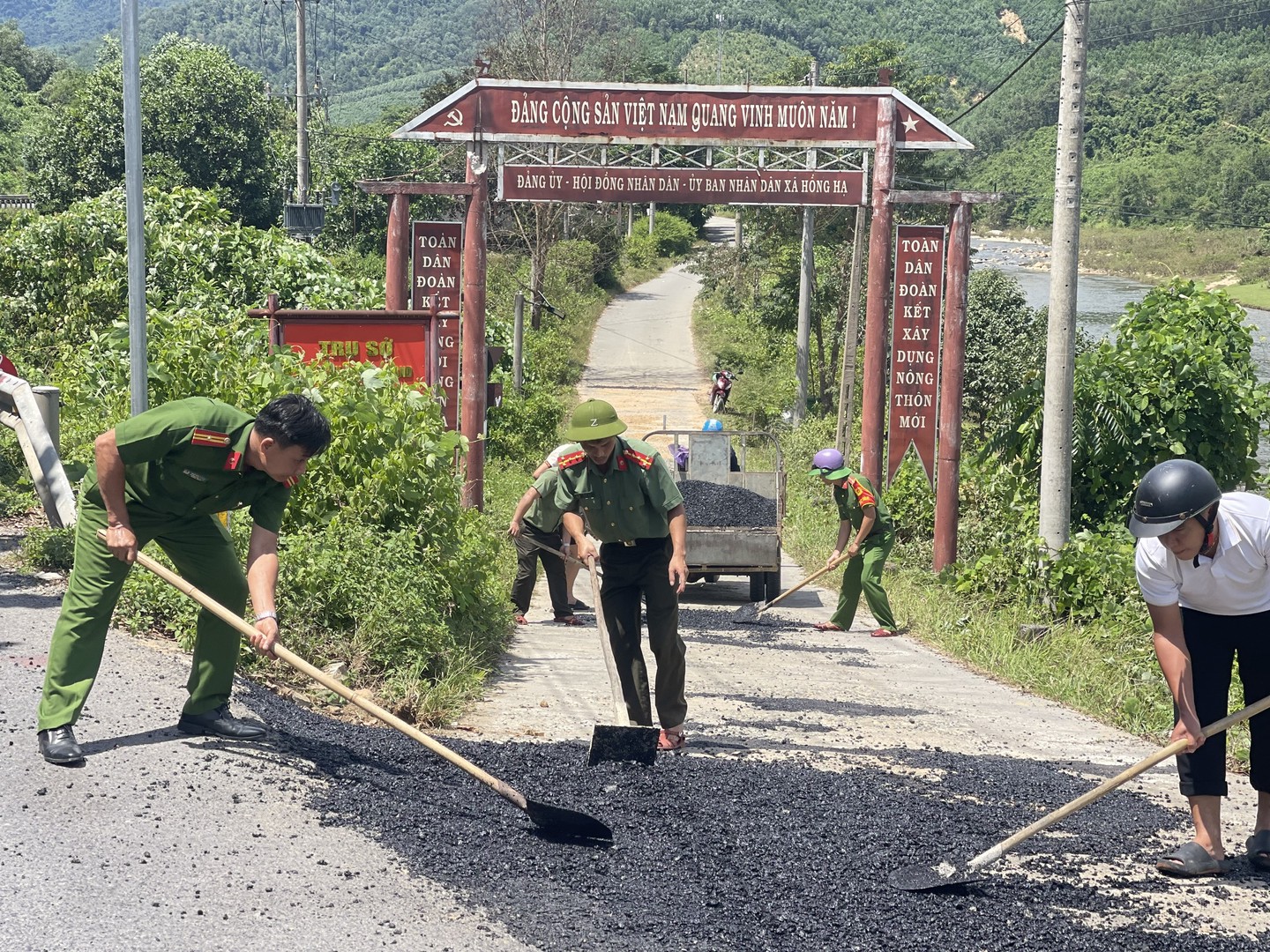 ảnh 4 a lưới 5.jpg