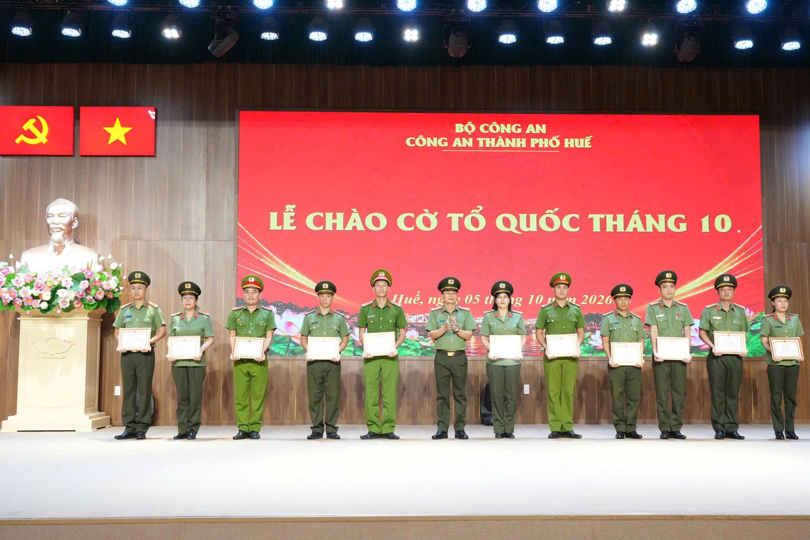 ảnh tuyên dương 2.jpg