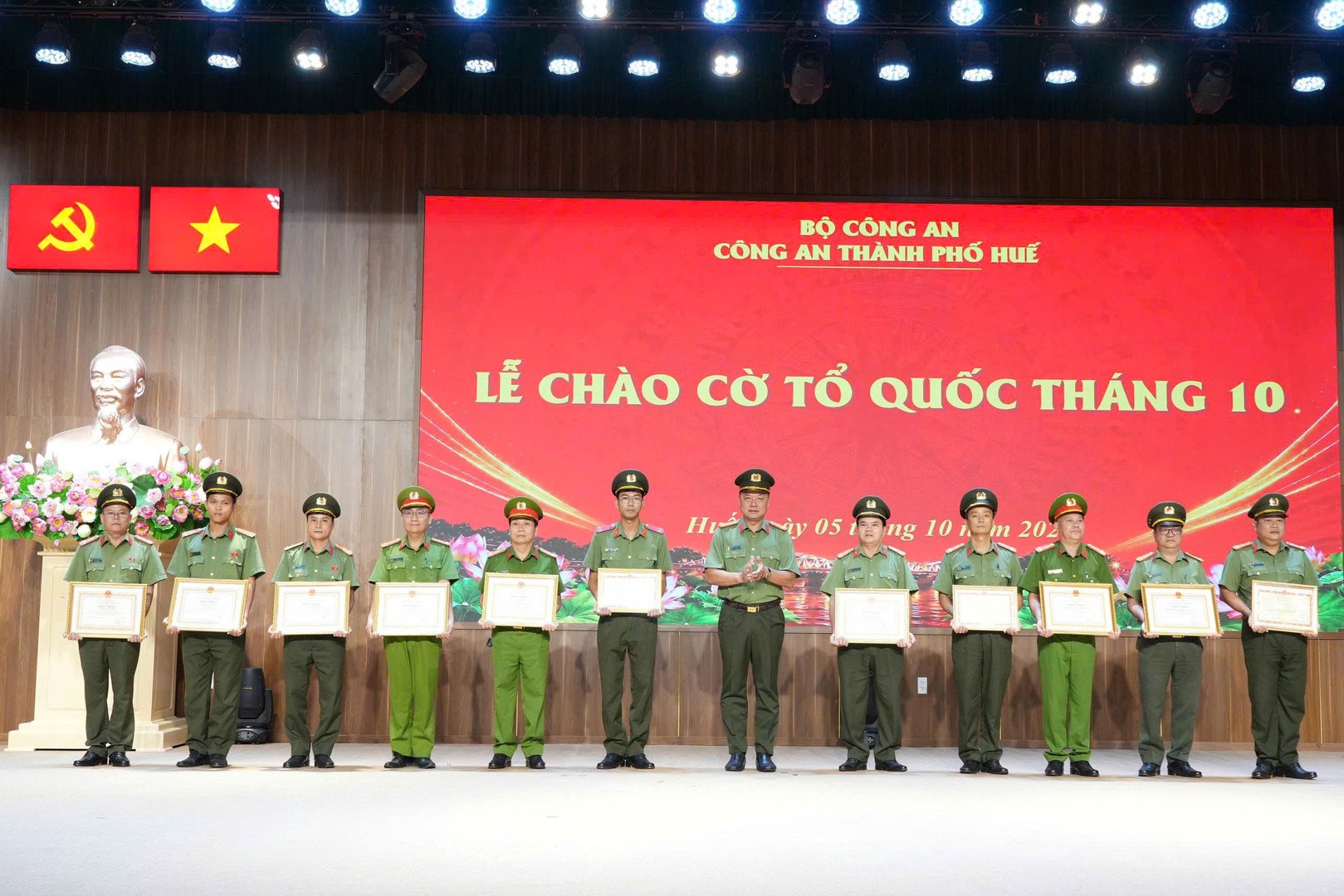 ảnh tuyên dương 1.jpg