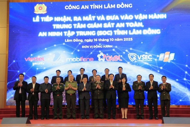 Thế trận lòng dân trong kỷ nguyên số13.jpg
