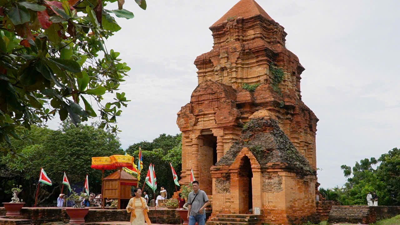 Bảo đảm an ninh, trật tự và lan tỏa giá trị truyền thống Lễ hội Katê năm 2026.jpg