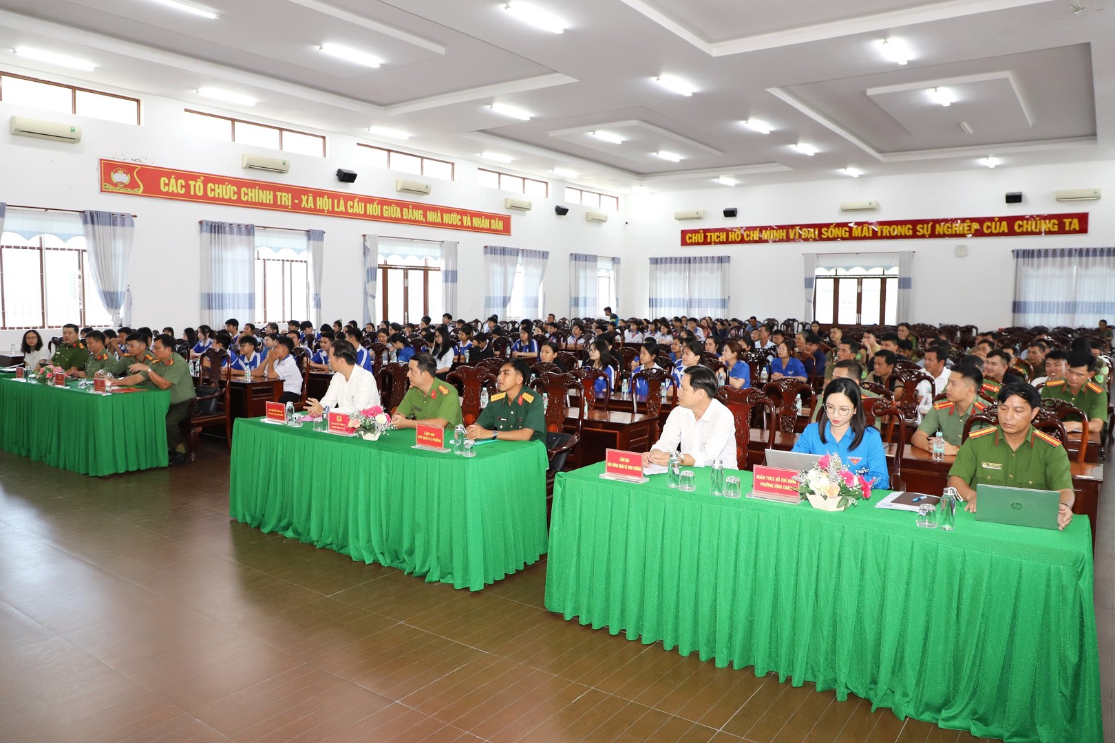 14-10-2026-TIN-VP Bo phoi hop CATP Can Tho tuyen truyen MBN Phuong Vinh Chau (1).JPG