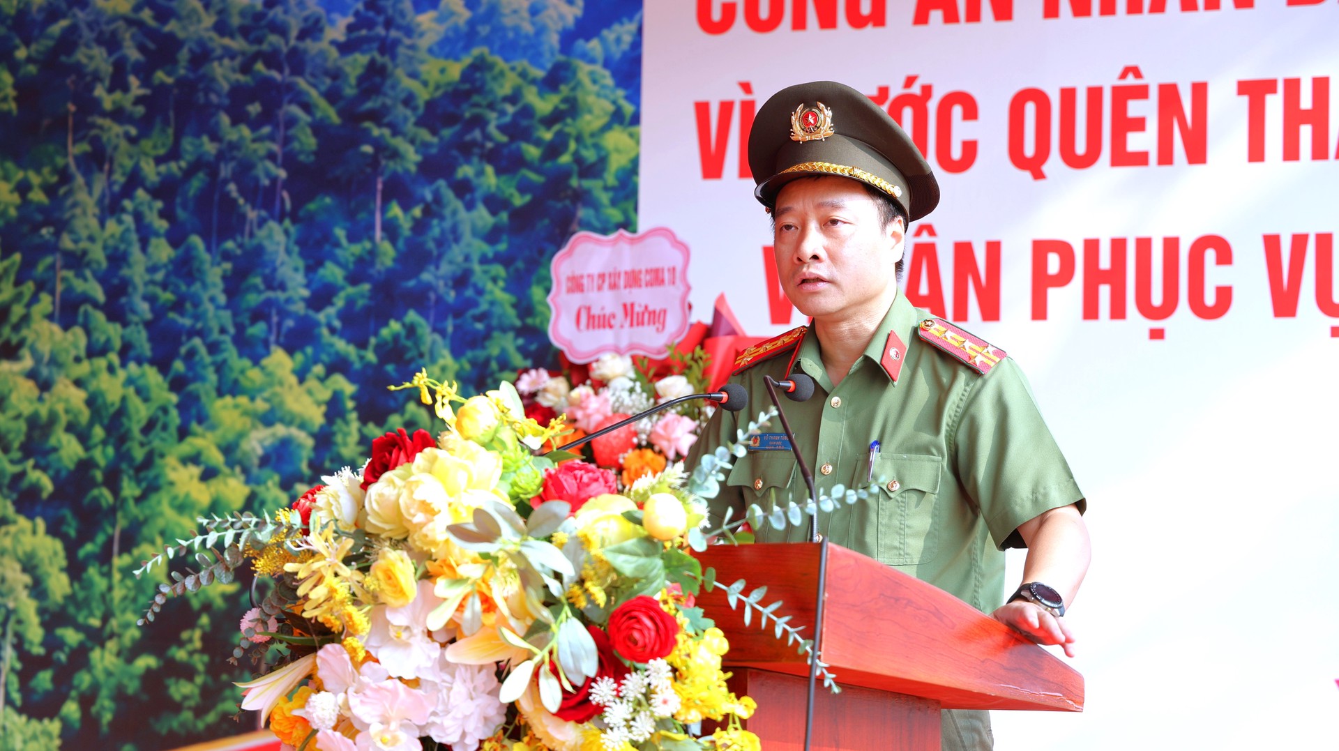 12. Đồng chí Đại tá Vũ Thanh Tùng, Ủy viên Ban Thường vụ Tỉnh ủy, Giám đốc Công an tỉnh phát biểu tại Lễ khởi công.JPG