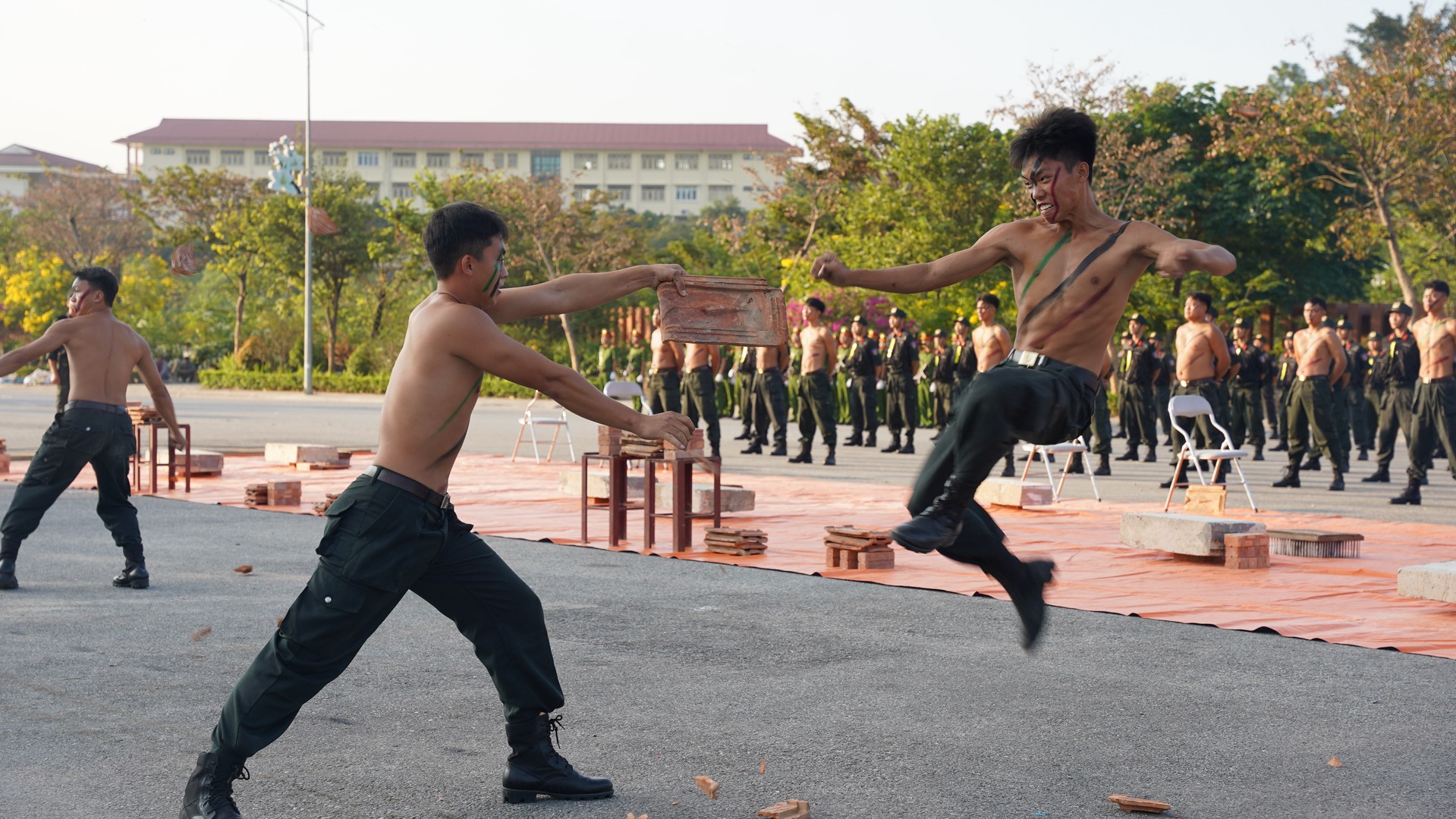 HÌNH ẢNH TẠI BUỔI DIỄN TẬP 12.JPG