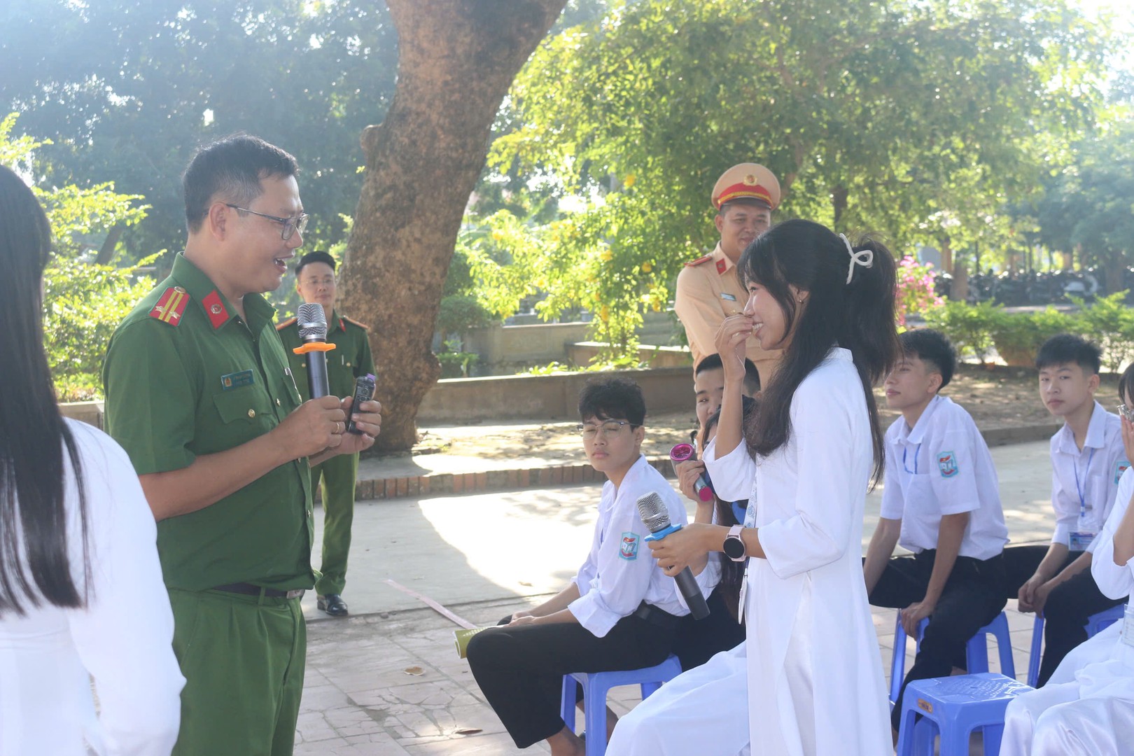 TUYEN TRUYEN PHAP LUAT.jpg