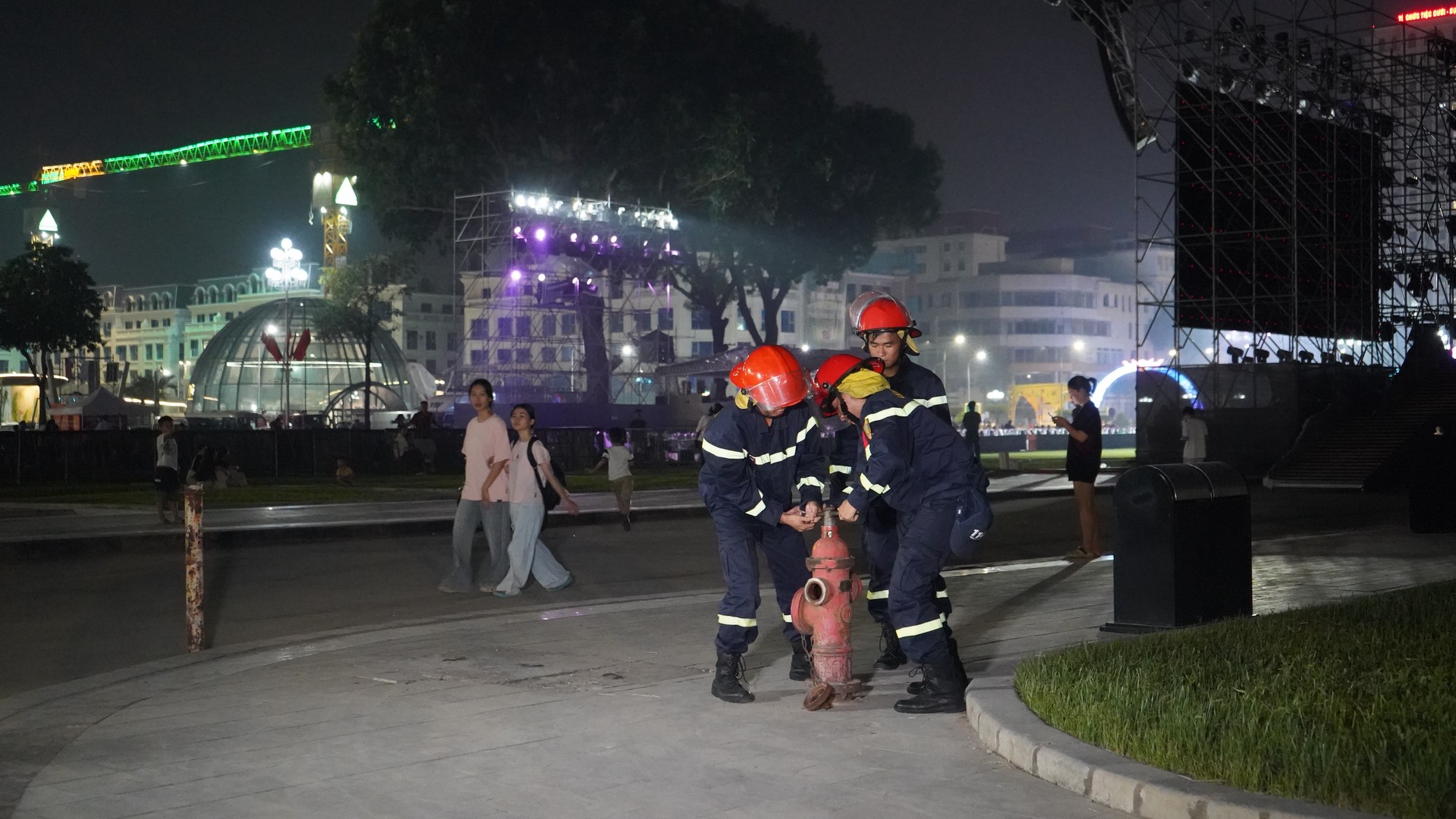 07 Kiểm tra họng nước chữa cháy, đảm bảo an toàn phòng cháy, chữa cháy và cứu nạn, cứu hộ.JPG