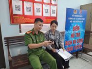 Bắc Ninh: Hiệu quả từ 103 Tổ Thanh niên Công an hỗ trợ dịch vụ số