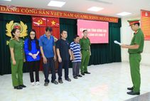 Bắt 4 đối tượng mua bán trái phép hóa đơn, chứng từ khống cho hàng trăm doanh nghiệp