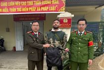 Cao Bằng: Lực lượng Công an nhanh chóng hỗ trợ du khách Bỉ tìm lại tài sản bị thất lạc