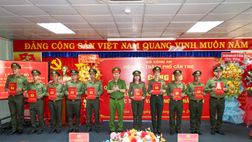 Công an thành phố Cần Thơ ra mắt lực lượng an ninh hàng không