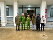 Đi lạc cách nhà 120km, người đàn ông được Công an xã tìm thấy và bàn giao cho gia đình