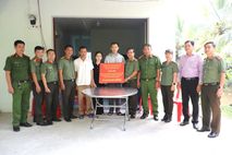 Hành động thiết thực của tuổi trẻ Công an thành phố Cần Thơ