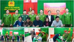 Đổi vũ khí, vật liệu nổ lấy bình chữa cháy - Cách làm hay giữ bình yên dịp Tết