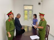 Lừa “chạy suất” nhà ở xã hội, 2 đối tượng bị khởi tố, bắt tạm giam