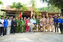 Công an cấp xã ở thành phố Huế bám địa bàn cơ sở, thực hiện ấn tượng phong trào thi đua “Ba nhất”