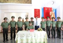 Thứ trưởng Phạm Thế Tùng dâng hoa, dâng hương tri ân các anh hùng liệt sỹ tại tỉnh Tây Ninh