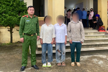 Lai Châu: Công an xã Dào San hỗ trợ người dân tìm lại 2 con gái sau nhiều ngày tìm kiếm