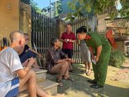 Công an phường Yên Bái, tỉnh Lào Cai khẩn trương xác minh, đưa người mất trí nhớ trở về với gia đình