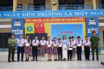 Quảng Ngãi: Mô hình “Hành trình pháp luật: từ chiến sĩ an ninh đến giảng đường xanh”