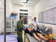 Công an xã Văn Bàn, tỉnh Lào Cai kịp thời cứu người gặp nạn dưới vực trong đêm