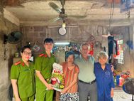 “Hạt gạo yêu thương” – Gửi trao nghĩa tình, lan tỏa lòng nhân ái
