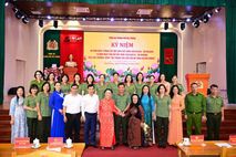 Phụ nữ Công an Hải Phòng phát huy truyền thống, bản lĩnh, nhân văn, trách nhiệm, vì Nhân dân phục vụ