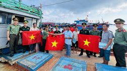 Quảng Ngãi: Công an đặc khu Lý Sơn đẩy mạnh tuyên truyền phòng, chống khai thác IUU, nâng cao ý thức chấp hành pháp luật cho ngư dân