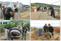 Kiểm tra tiến độ xây dựng nhà trong “Chiến dịch Quang Trung”