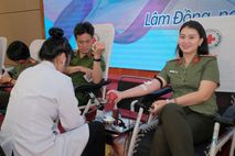 Tuổi trẻ Công an Lâm Đồng hăng hái tham gia Chương trình hiến máu tình nguyện 