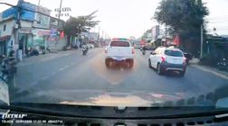 Cảnh sát giao thông Đồng Nai kịp thời phối hợp dẫn đường đưa người dân bị thương nặng đi cấp cứu tại TP. Hồ Chí Minh