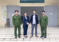 Tuyên Quang: Công an xã Phú Lương phối hợp, kịp thời giúp người dân nhận lại 1,5 tỷ  đồng tiền chuyển khoản nhầm