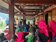 Công an Điện Biên chủ động hướng dẫn Nhân dân bảo đảm an toàn điện khi đưa điện lưới quốc gia về bản