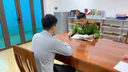 Công an xã Bản Nguyên, tỉnh Phú Thọ làm việc với trường hợp đăng tin sai sự thật 