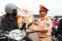 Lan tỏa hình ảnh đẹp chiến sĩ Công an nhân dân “Vì Nhân dân phục vụ” 