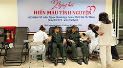 Thái Nguyên: 02 đoàn viên Phòng Cảnh sát cơ động kịp thời hiến máu cứu người