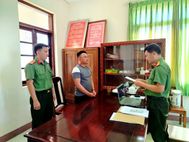 Khởi tố bị can “Tổ chức cho người khác xuất cảnh trái phép”