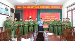 Điện Biên: Biểu dương chiến công xuất sắc trong đấu tranh phòng, chống tội phạm ma túy của Công an xã Thanh Nưa