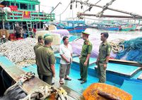 Khánh Hòa: Đẩy mạnh tuyên truyền về ngày bầu cử cho bà con ngư dân