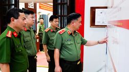 Công an Khánh Hòa: Đồng hành cùng cử tri trong ngày hội non sông