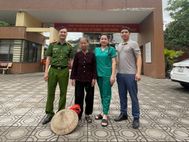 Thái Nguyên: Công an xã Đại Phúc đưa bà cụ đi lạc đến Trung tâm bảo trợ và công tác xã hội tỉnh