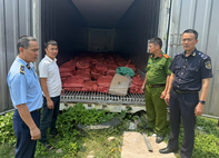 Quảng Ninh: Liên tiếp phát hiện các vụ việc thực phẩm không rõ nguồn gốc, thu giữ gần 26 tấn thực phẩm "bẩn"