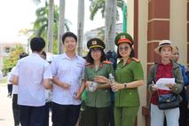 Công an Hải Phòng tiếp sức mùa thi năm 2026