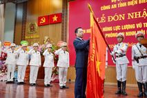 Công an Điện Biên: Phòng An ninh nội địa đón nhận danh hiệu đơn vị Anh hùng lực lượng vũ trang nhân dân
