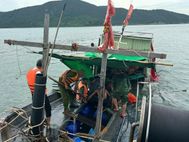 Quảng Ninh: Công an đặc khu Vân Đồn phối hợp cứu nạn thành công 03 ngư dân gặp nạn trên biển